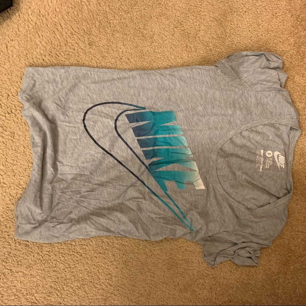 Nike Tee
